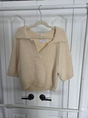 Sage Cream Collared V-Neck Short Sleeve Knit Sweater